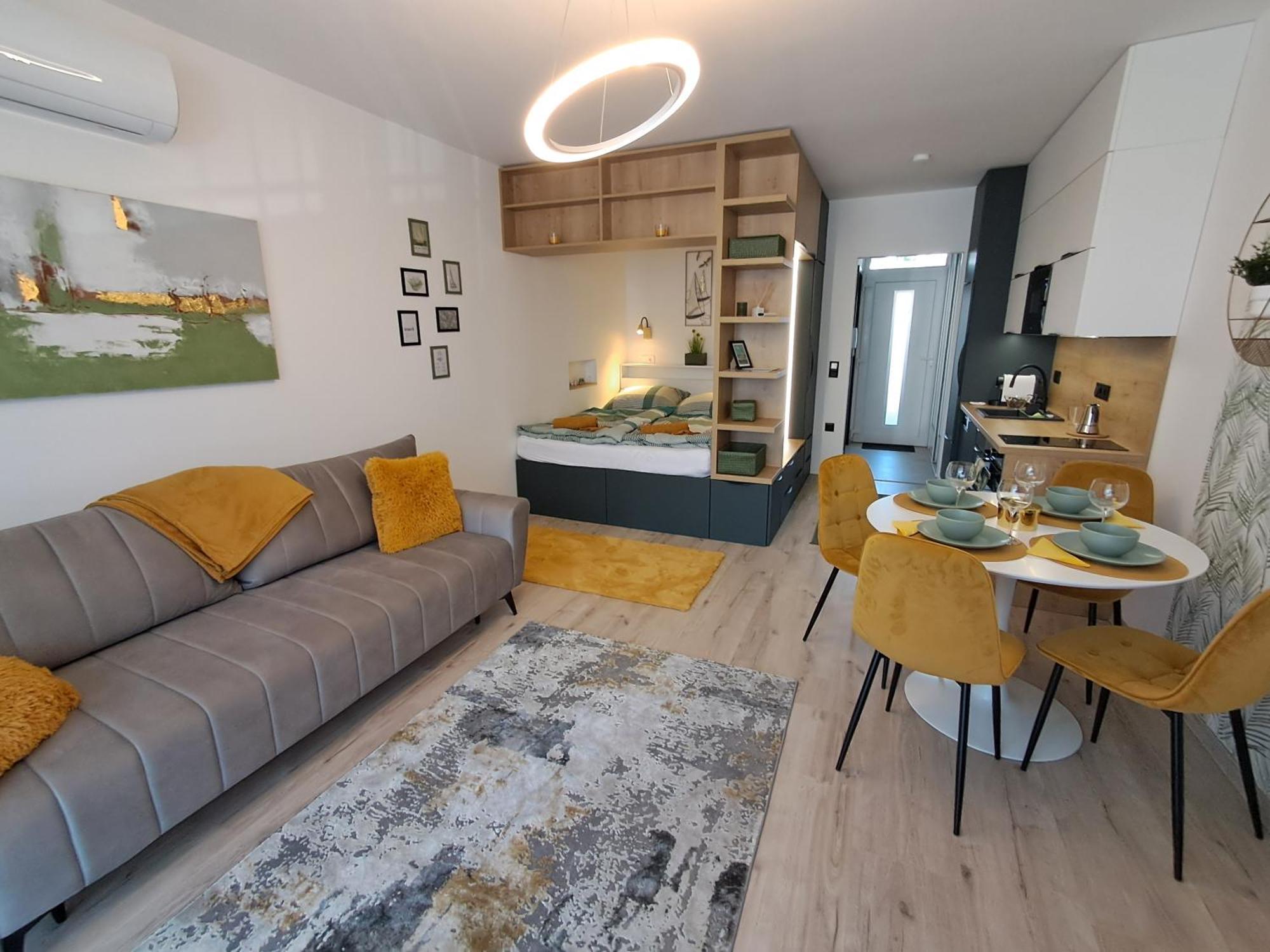Gold & Apartmán
